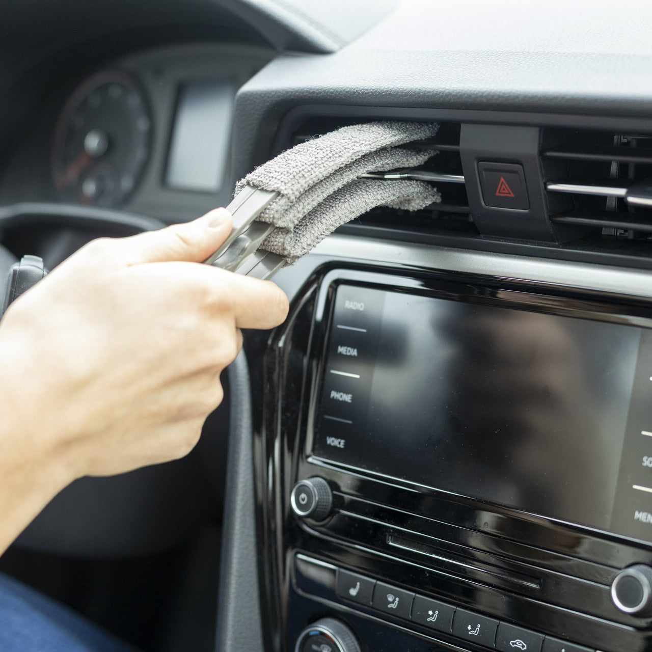 MOTIVITY Essential Foam Wash and Detail Kit – Includes Car Wash Soap, Spray Nozzle, and 21-Piece Brush Set